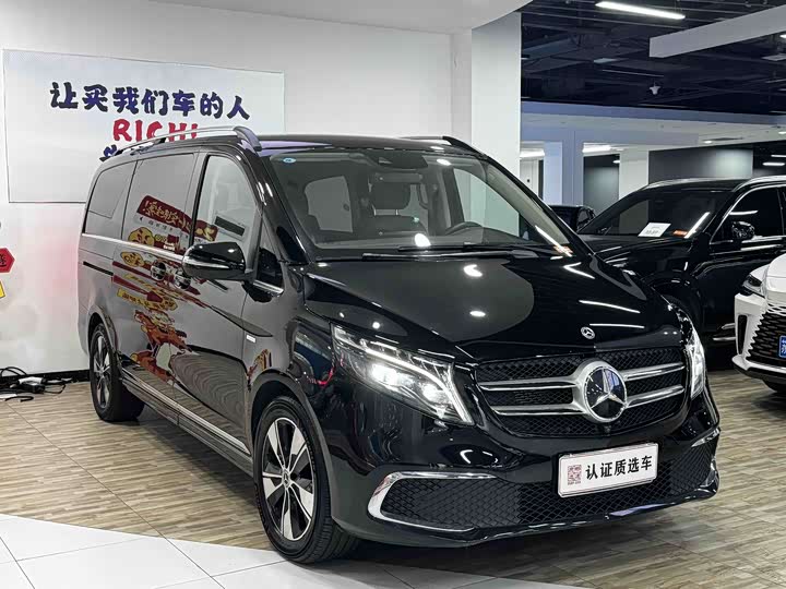 Mercedes-Benz V-Class, 2023 — фото 4 из 9