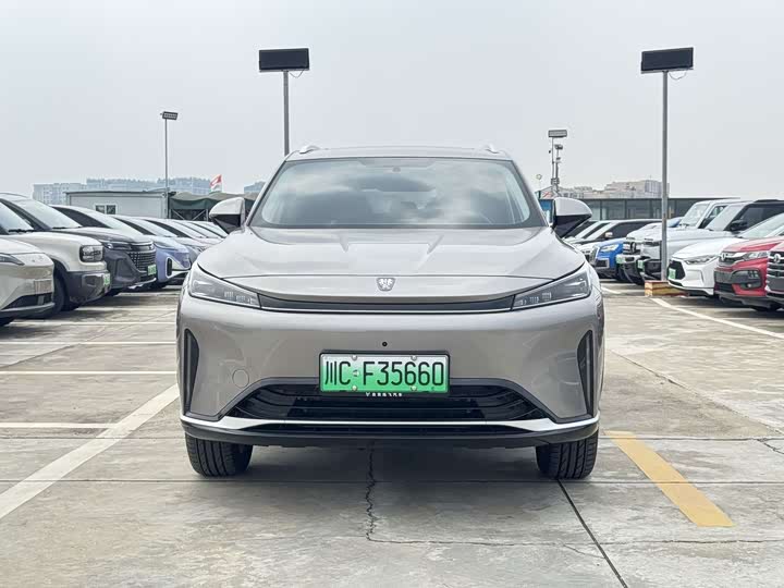 Roewe D5X DMH, 2025 — фото 2 из 9