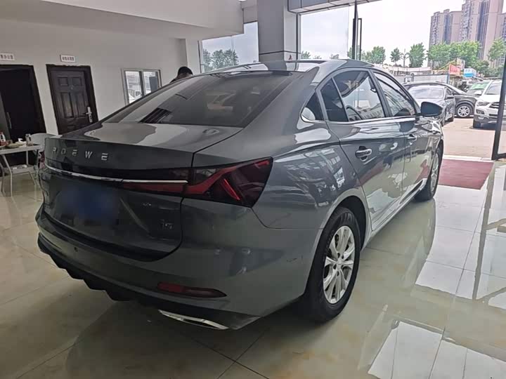 Roewe i5, 2025 — фото 7 из 9