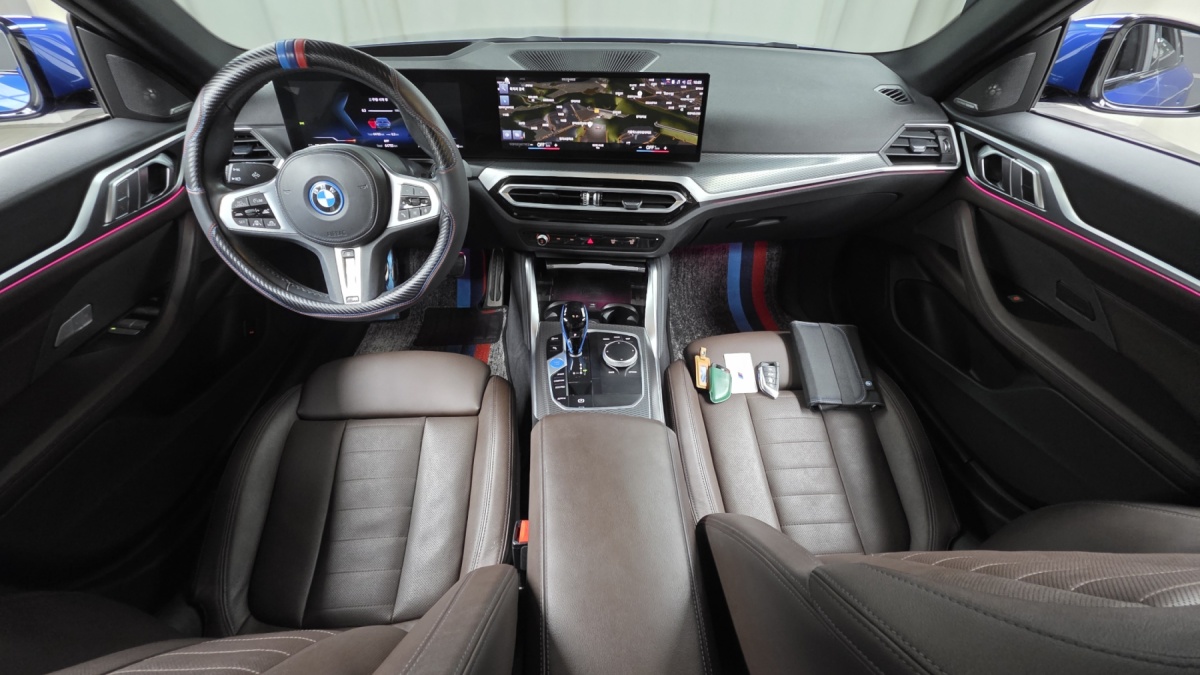 BMW i4, 2022 — фото 6 из 12