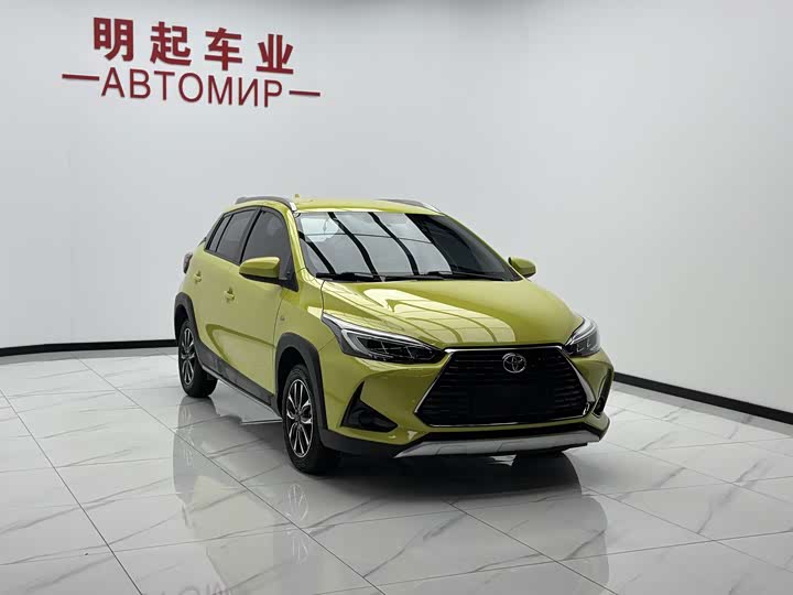 Toyota Yaris L Hatchback, 2022 — фото 3 из 9