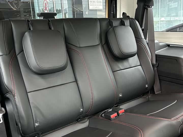 Jeep Wrangler, 2024 — фото 8 из 9