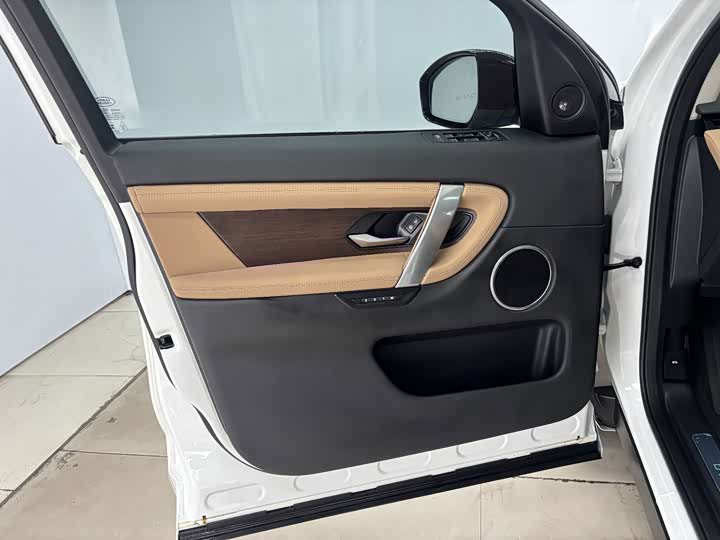 Land Rover Discovery Sport, 2023 — фото 9 из 9