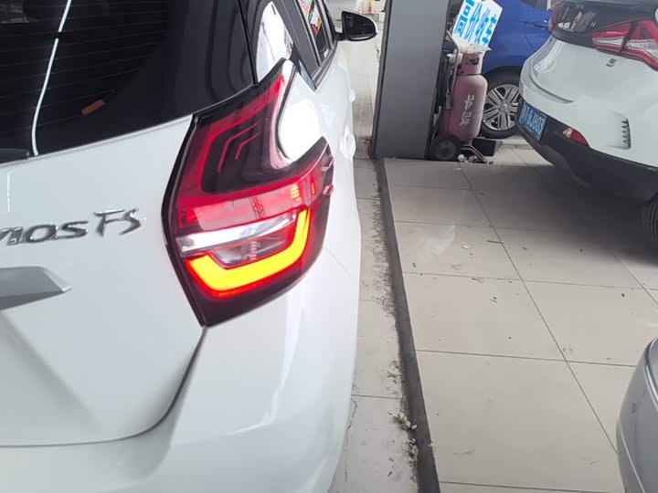 Toyota Vios FS, 2023 — фото 8 из 9