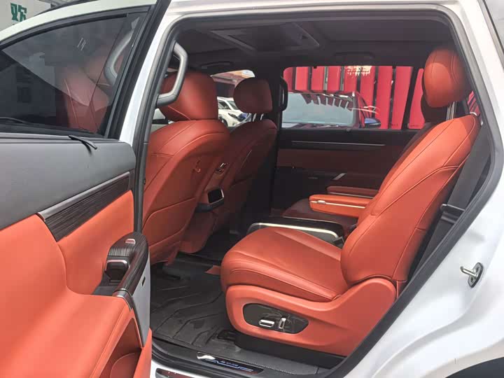Dongfeng Yipai eπ 008, 2024 — фото 6 из 9
