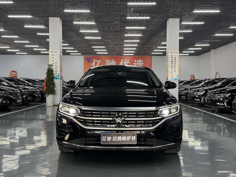 Volkswagen Passat, 2023 — фото 2 из 11