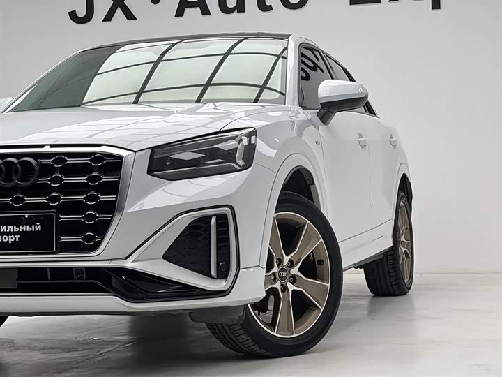 Audi Q2L, 2021 — фото 6 из 9