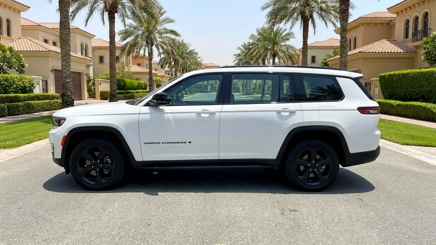 Jeep Grand Cherokee, 2024 — фото 3 из 10