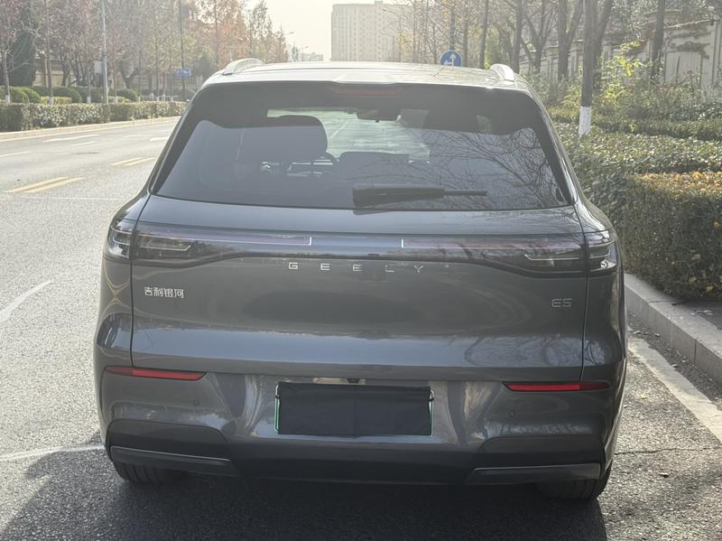 Geely Galaxy E5, 2025 — фото 6 из 12
