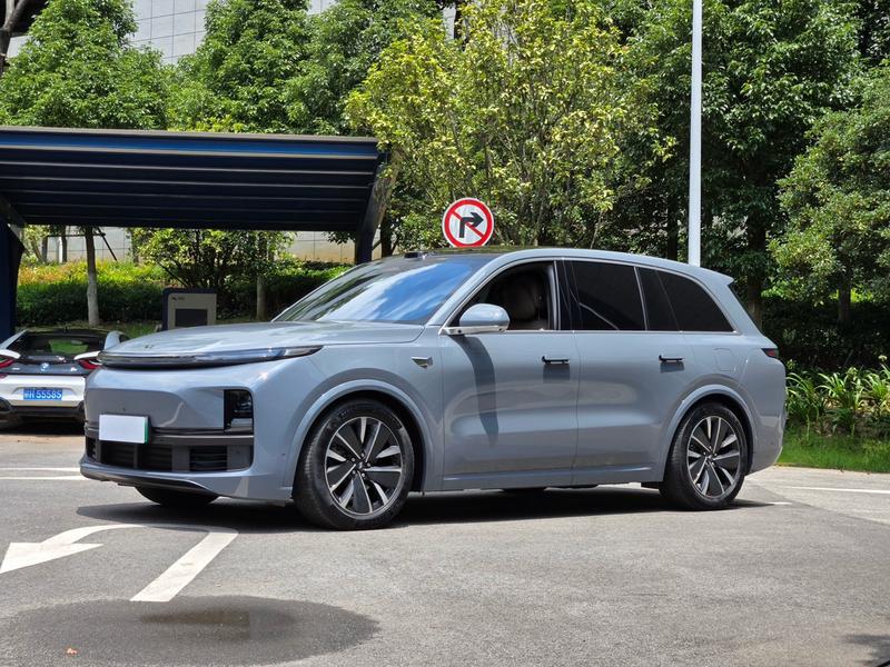 LiXiang L8, 2025 — купить в Тольятти под ключ