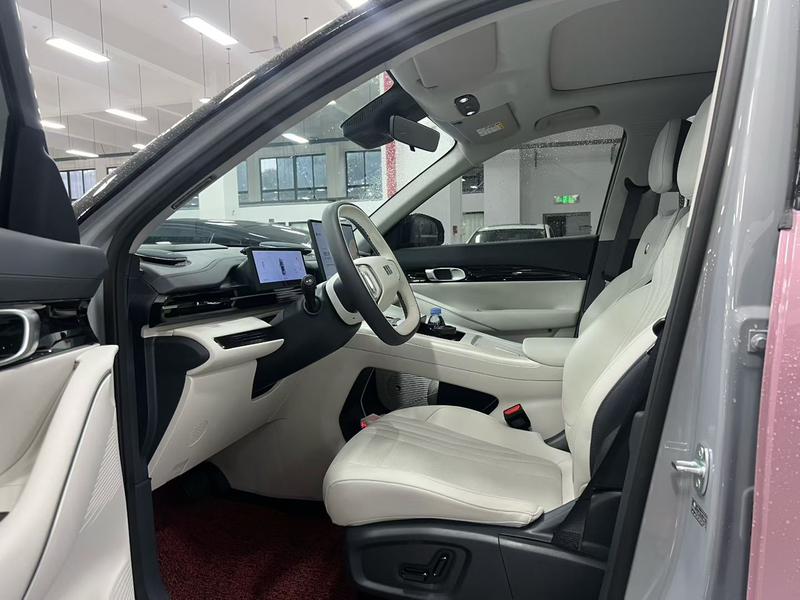 Geely Galaxy E5, 2026 — фото 8 из 10