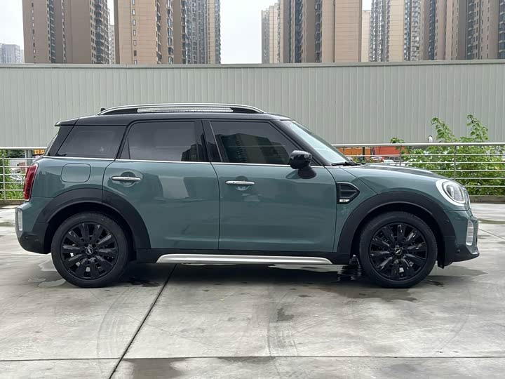 Mini Countryman, 2023 — фото 8 из 9