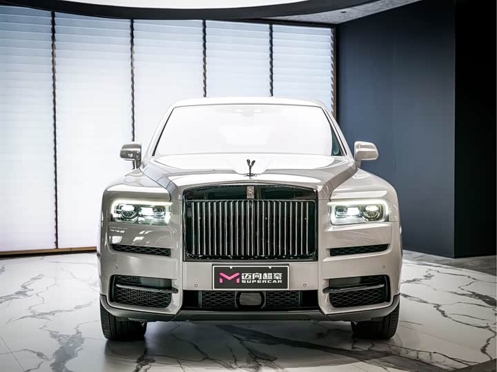Rolls-Royce Cullinan, 2022 — фото 3 из 9