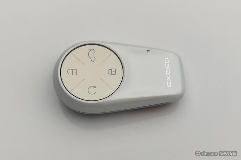 Exeed LX C-DM Hybrid, 2025 — фото 7 из 12