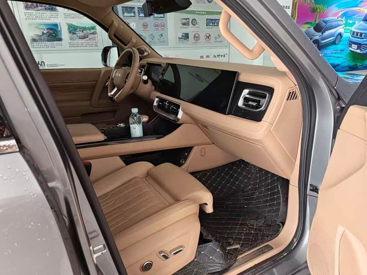 BAIC Beijing BJ60 Hybrid, 2024 — фото 8 из 9