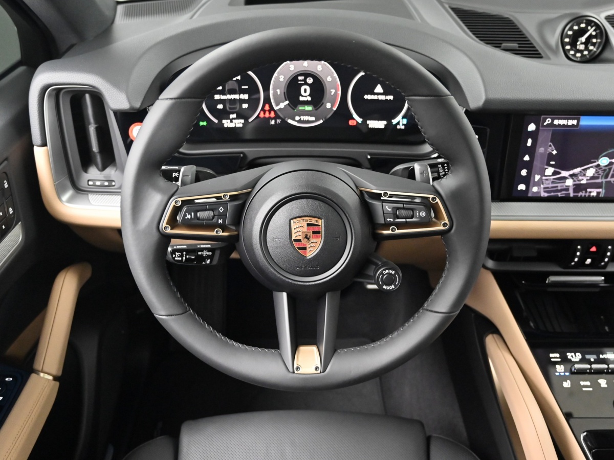 Porsche Cayenne, 2025 — фото 12 из 12