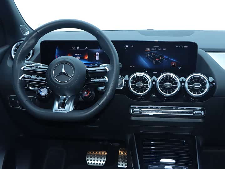 Mercedes-Benz GLA-Class AMG, 2025 — фото 8 из 9