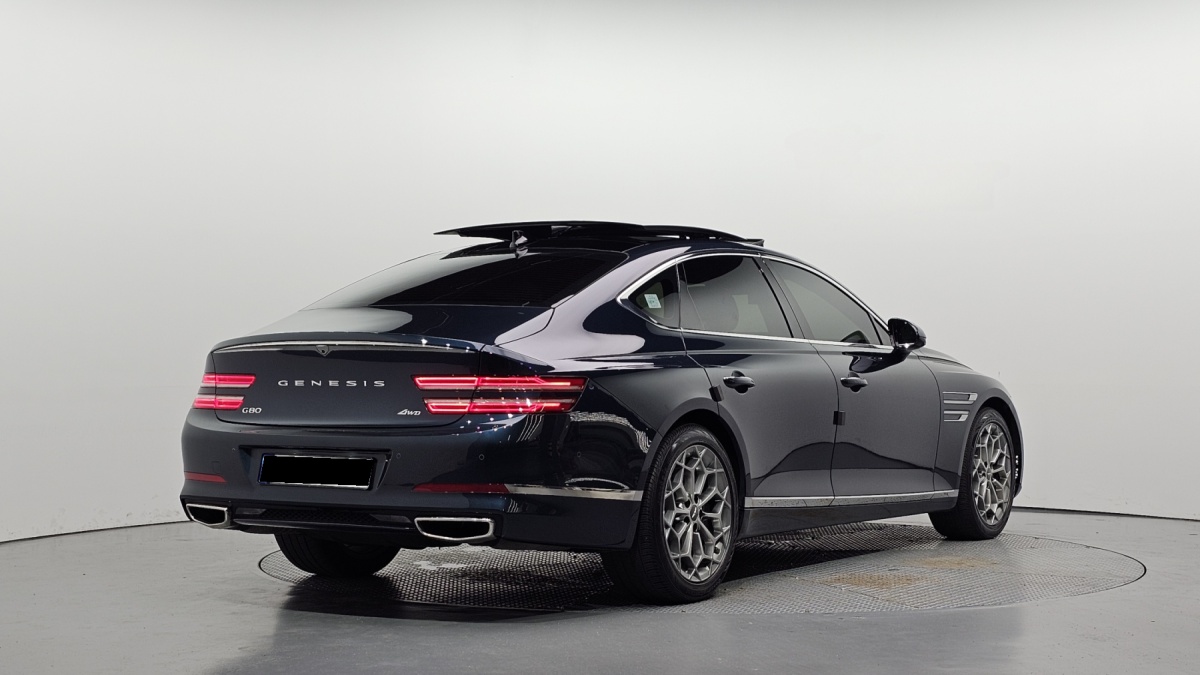Genesis G80, 2022 — фото 2 из 12