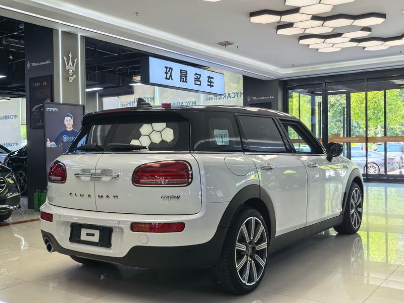 Mini Clubman, 2024 — фото 6 из 12
