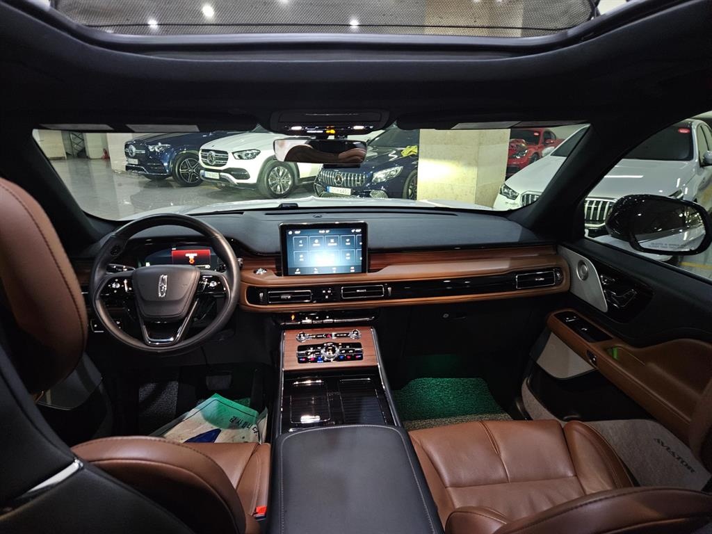 Lincoln Aviator, 2023 — фото 7 из 12