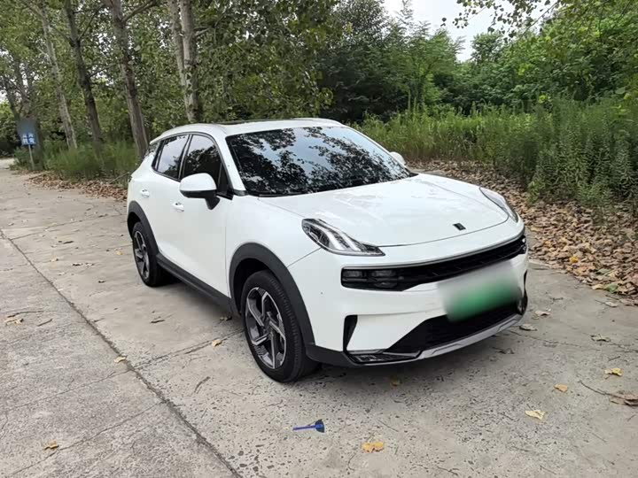 Lynk & Co 06 EM-P Hybrid, 2022 — фото 4 из 9