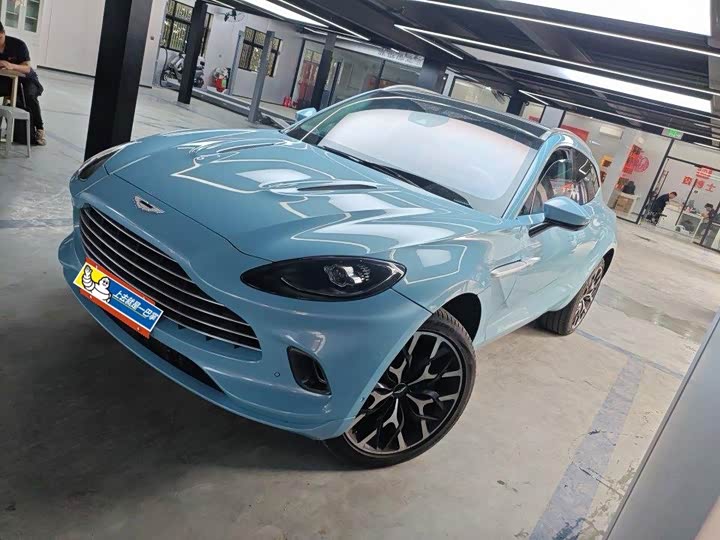 Aston Martin DBX, 2021 — купить в Костроме под ключ