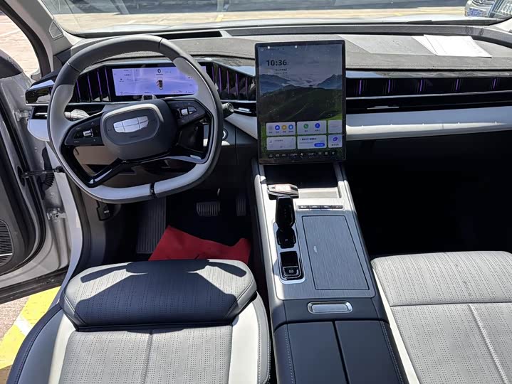 Geely Atlas L, 2024 — фото 5 из 9