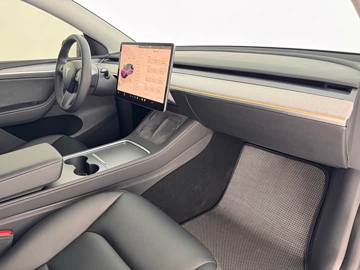 Tesla Model Y, 2023 — фото 9 из 9