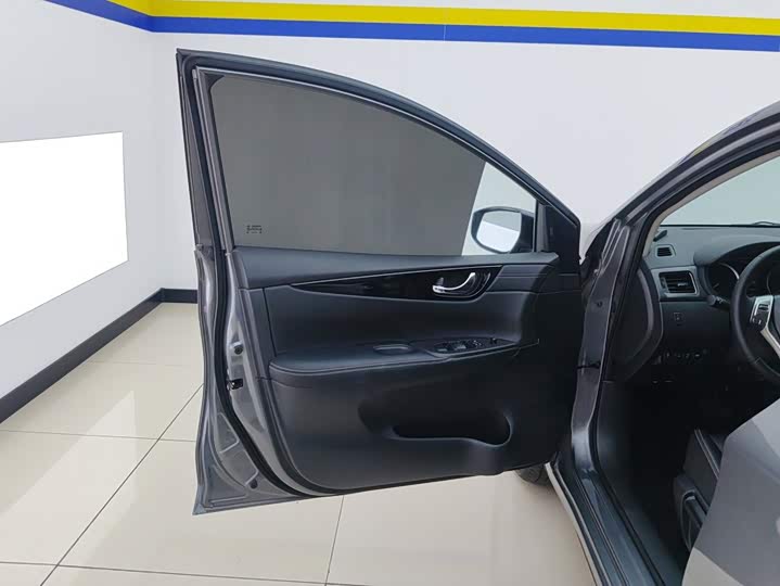 Nissan Tiida, 2024 — фото 7 из 9