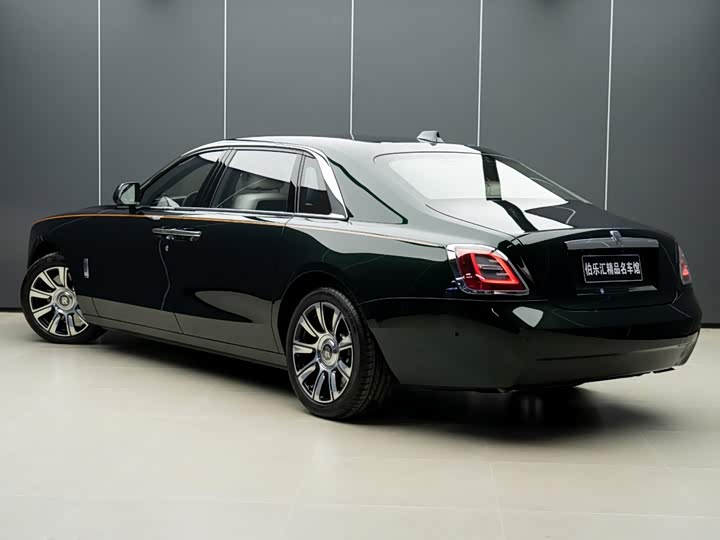 Rolls-Royce Ghost, 2023 — фото 3 из 9