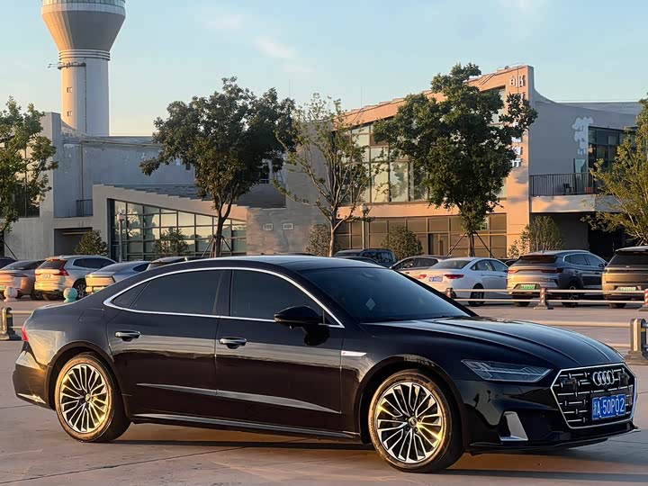 Audi A7L, 2023 — фото 3 из 9