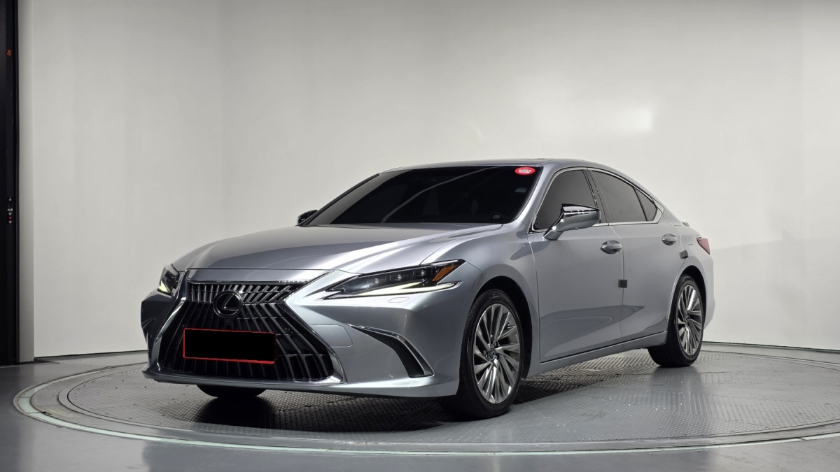 Lexus ES, 2023 — купить в Ижевске под ключ