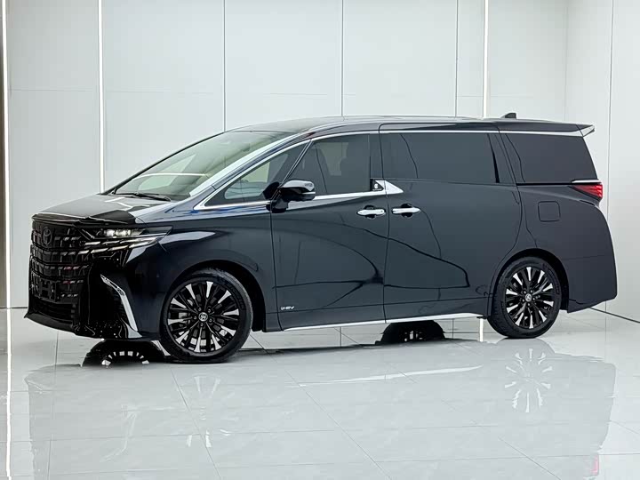 Toyota Alphard, 2023 — купить в Санкт-Петербурге под ключ