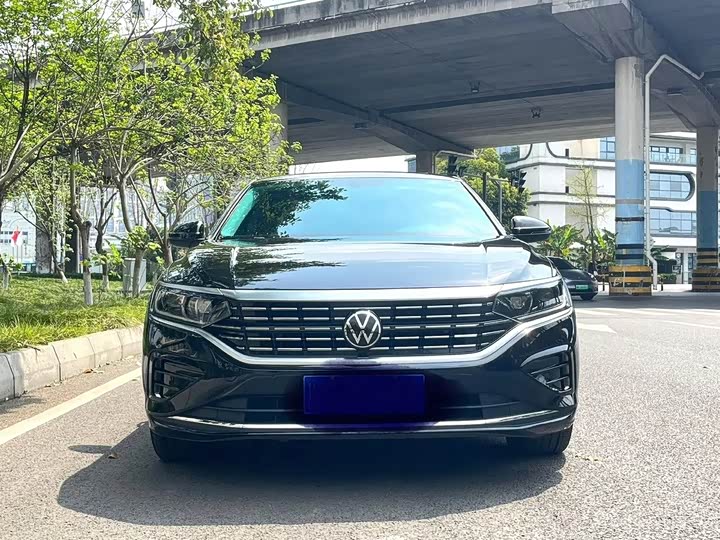 Volkswagen Passat, 2022 — фото 2 из 9