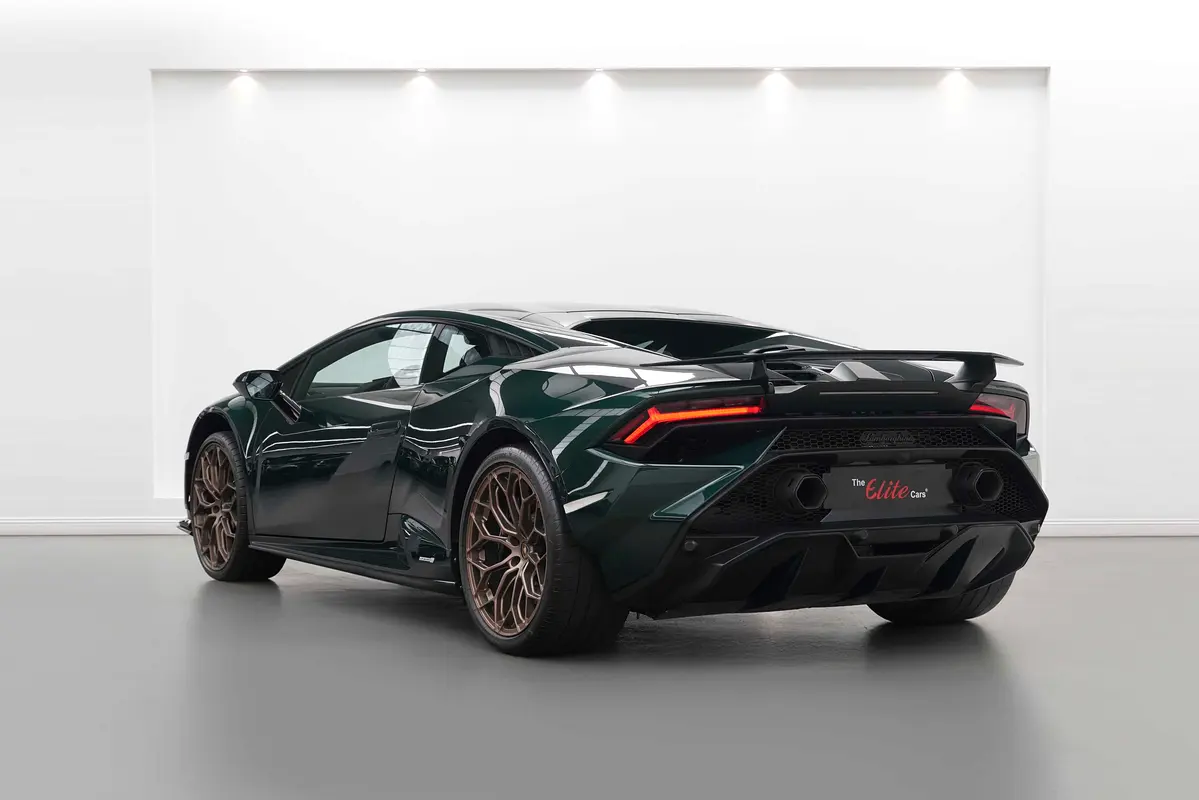 Lamborghini Huracan, 2023 — фото 4 из 10