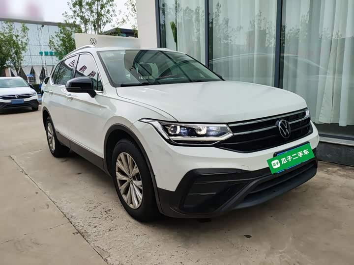 Volkswagen Tiguan L Pro, 2024 — фото 4 из 9