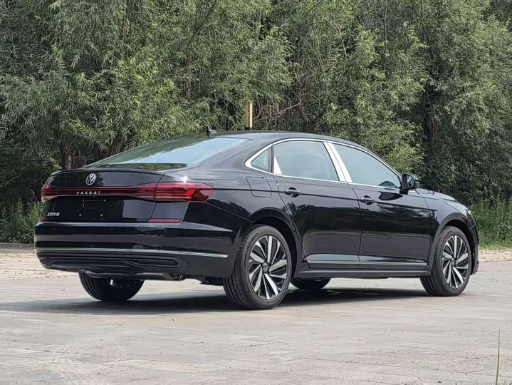 Volkswagen Passat, 2026 — фото 5 из 9