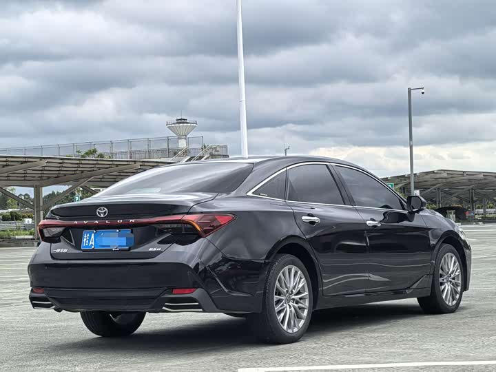 Toyota Avalon, 2025 — фото 7 из 9