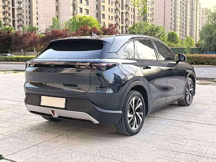 BAIC Arcfox Alpha T5, 2025 — фото 8 из 9