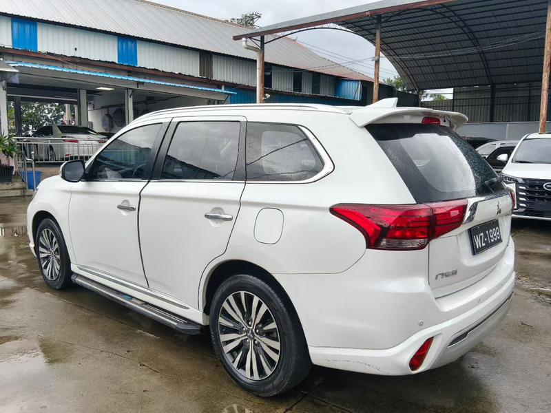 Mitsubishi Outlander, 2021 — фото 4 из 10