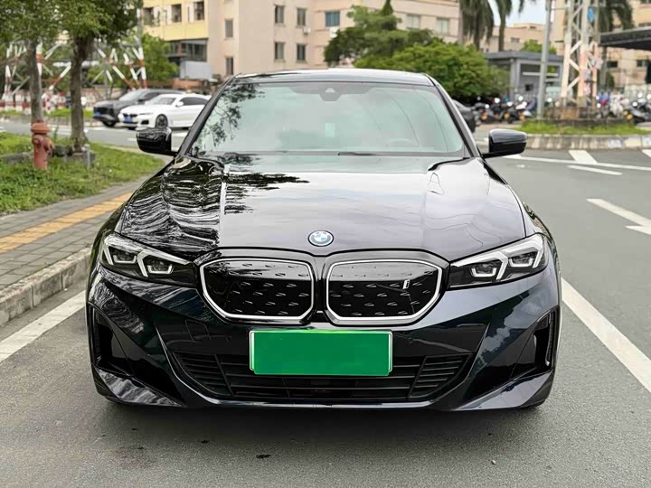 BMW i3, 2023 — фото 2 из 9