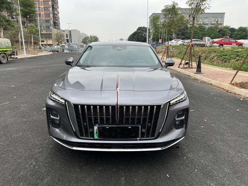 Hongqi H5 Hybrid, 2025 — фото 2 из 12