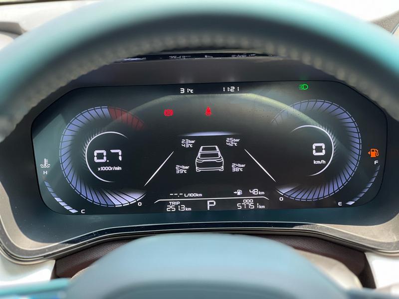 Geely Emgrand L, 2021 — фото 9 из 12
