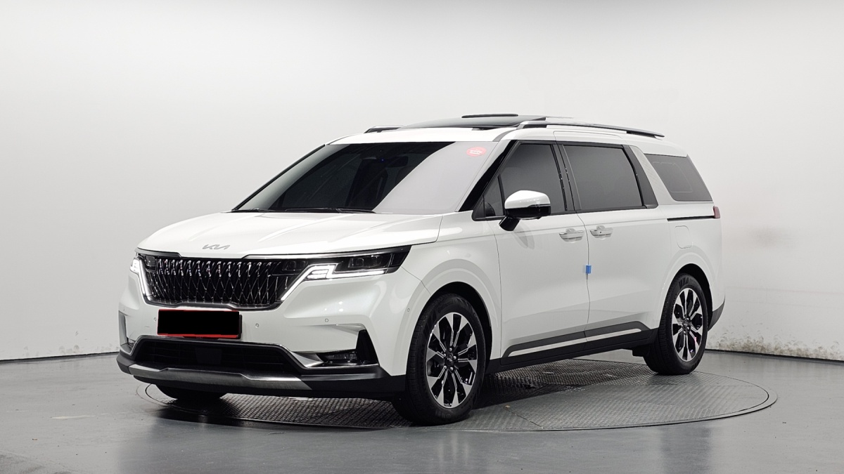 Kia Carnival, 2023 — купить в Костроме под ключ