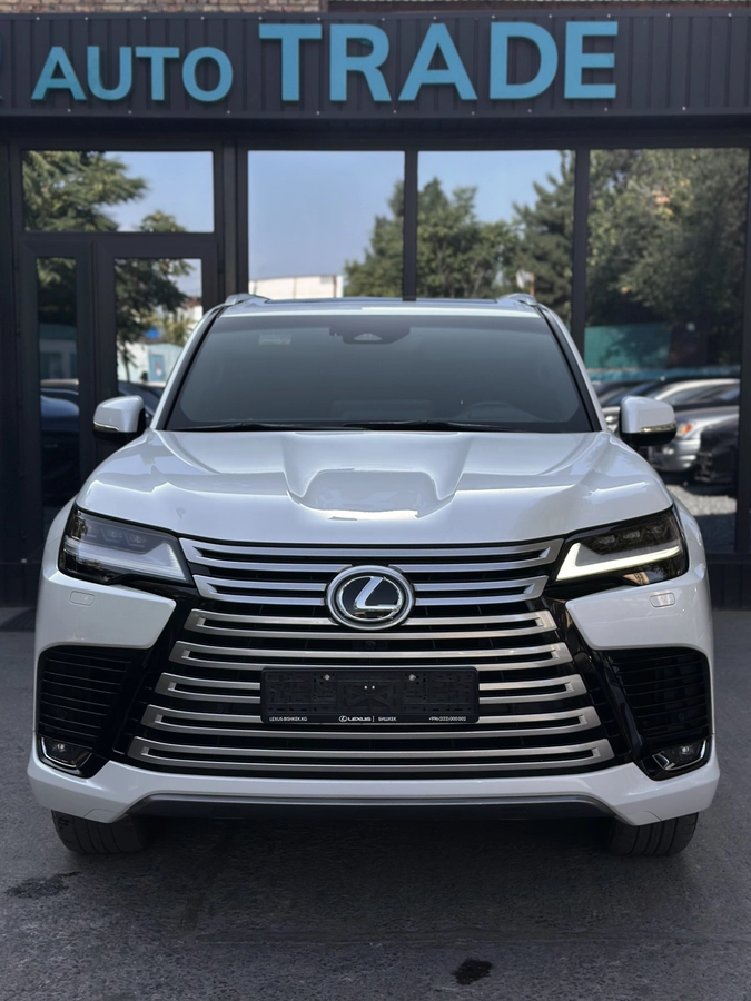 Lexus LX, 2025