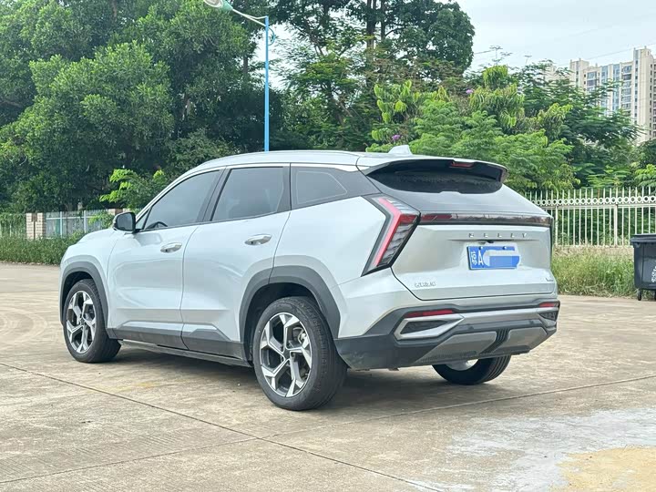 Geely Atlas L, 2025 — фото 9 из 9