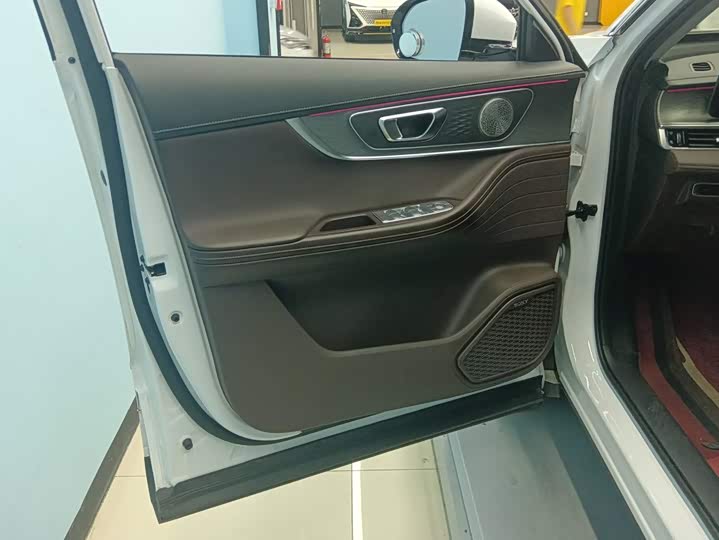 Chery Tiggo 8 Pro, 2023 — фото 7 из 9