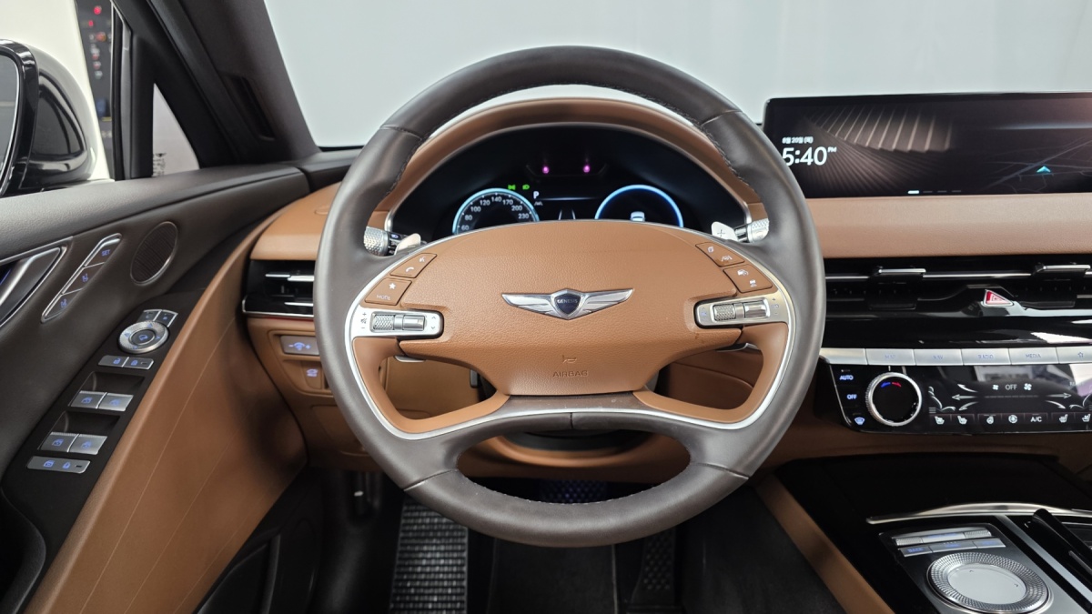 Genesis G80, 2022 — фото 12 из 12
