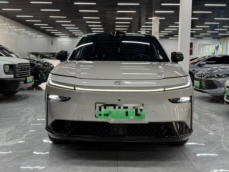 Toyota bZ3X, 2025 — фото 2 из 10