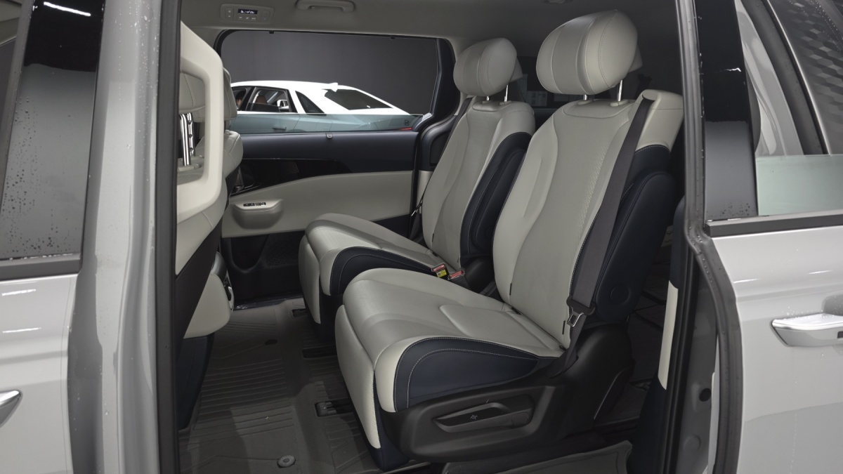 Kia Carnival, 2026 — фото 12 из 12